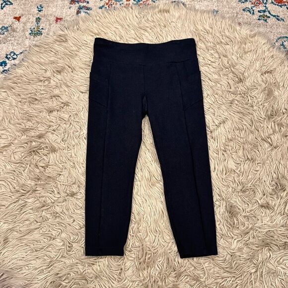 CAbi capri leggings with pockets size medium - Picture 1 of 6